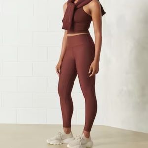 NWT- Abercrombie & Fitch YPB sculptLUX 7/8-Length Legging